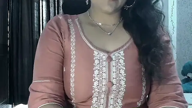 Snapshot of Maria_55 chatting on 10-16-25, 08:22 Maria 55 online show from 10-16-25, 08:22