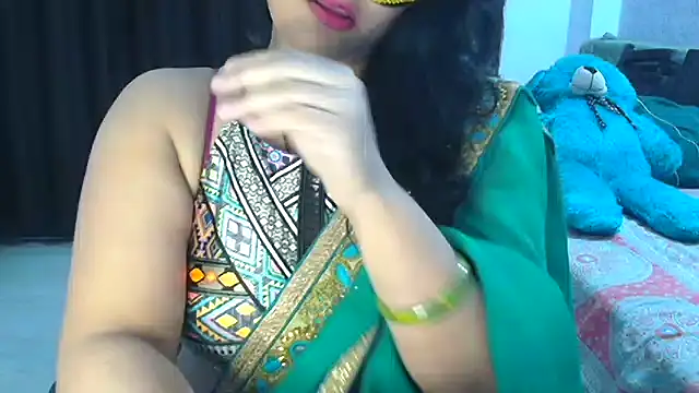 Snapshot of Maria_55 chatting on 01-07-25, 09:29 Maria 55 online show from 01-07-25, 09:29