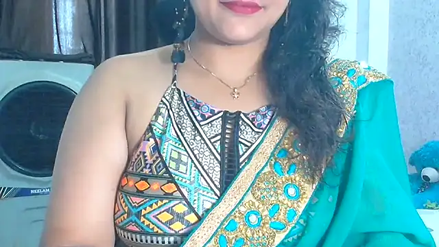 Maria 55 online show from 06-17-26, 06:13