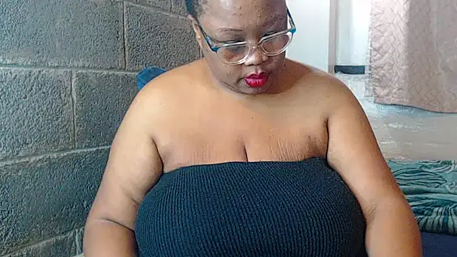 Snapshot of PASION_THUNDERX23 chatting on 11-02-25, 05:40 PASION THUNDERX23 online show from 11-02-25, 05:40