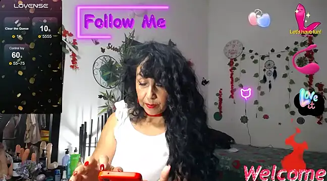 Snapshot of YourWhoreXX chatting on 02-06-25, 11:53 YourWhoreXX online show from 02-06-25, 11:53