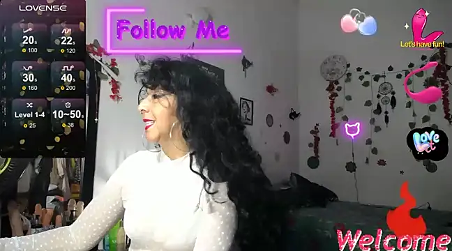 Snapshot of YourWhoreXX chatting on 02-07-25, 08:44 YourWhoreXX online show from 02-07-25, 08:44