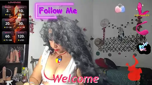 Snapshot of YourWhoreXX chatting on 10-10-25, 08:59 YourWhoreXX online show from 10-10-25, 08:59