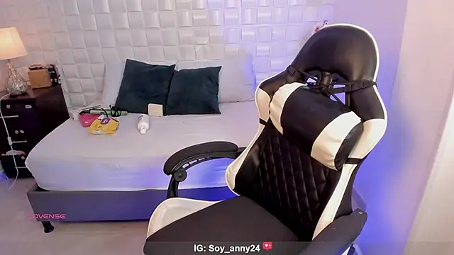 anny rouse24 online show from 01-14-26, 02:37