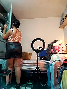 Snapshot of lolo890 chatting on 02-05-26, 11:22 lolo890 online show from 02-05-26, 11:22