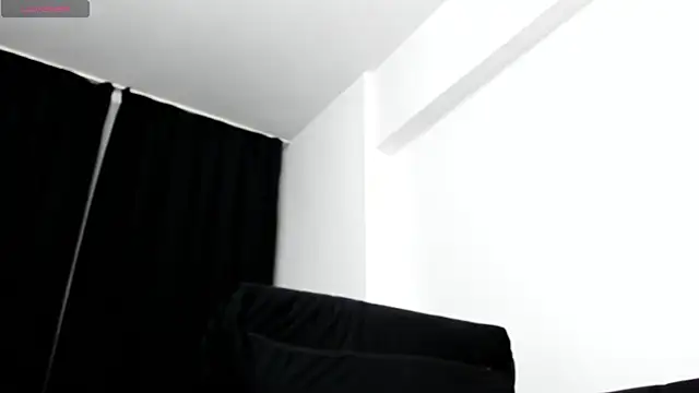 Snapshot of musclemonster31 chatting on 09-28-25, 02:07 musclemonster31 online show from 09-28-25, 02:07