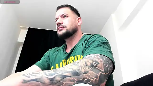 musclemonster31 online show from 03-06-26, 10:43