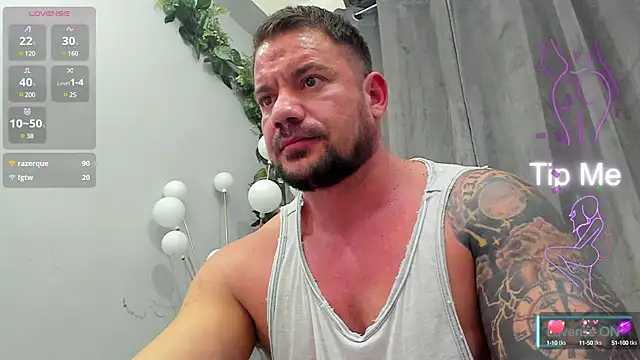 Snapshot of musclemonster31 chatting on 03-03-25, 01:07 musclemonster31 online show from 03-03-25, 01:07