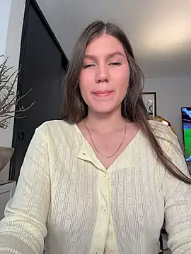 AmelieLaurent  online show from 06-20-26, 04:50