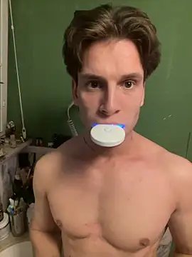 ETHAN MOORE online show from 10-31-25, 03:30