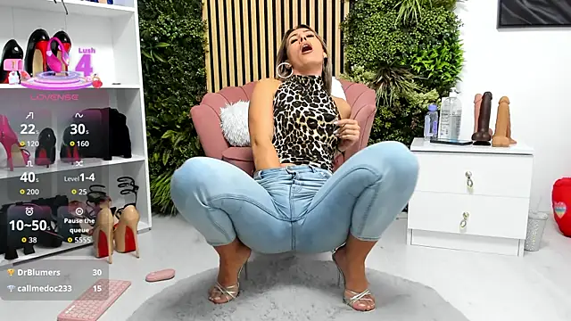 sweetcherry30 online show from 10-02-25, 06:00