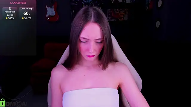 Lexi Split online show from 04-03-26, 01:23