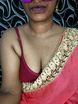 Snapshot of Malluivaniya chatting on 09-29-25, 06:46 Malluivaniya online show from 09-29-25, 06:46