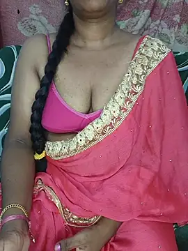 Snapshot of Malluivaniya chatting on 10-14-25, 06:30 Malluivaniya online show from 10-14-25, 06:30