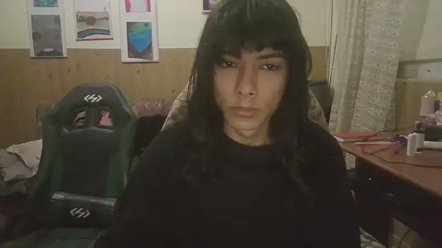 calliemaggotbone online show from 11-06-25, 01:09