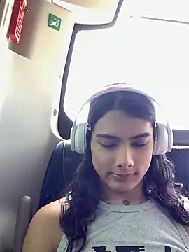 calliemaggotbone online show from 06-21-26, 12:11