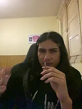 calliemaggotbone online show from 04-15-26, 07:51