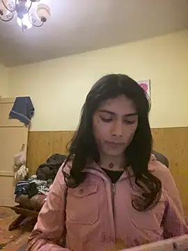 calliemaggotbone online show from 04-07-26, 05:04