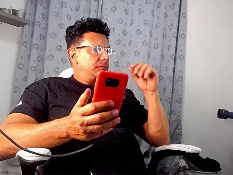 pedropicapi online show from 10-28-25, 12:00