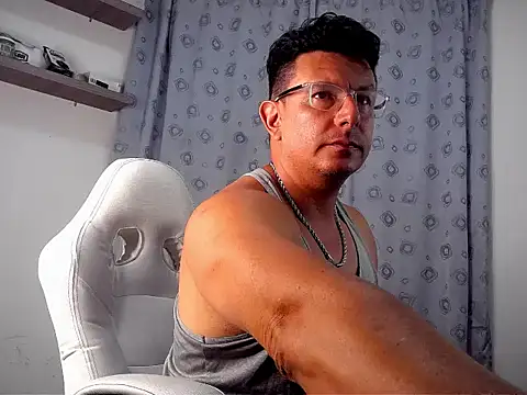 pedropicapi online show from 12-20-25, 01:19