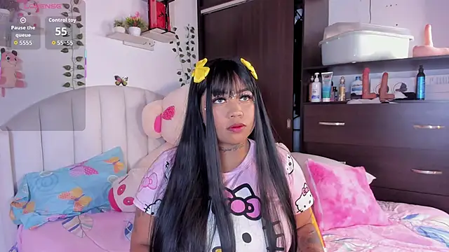 Snapshot of Emily_restrepo chatting on 04-03-26, 05:47 Emily restrepo online show from 04-03-26, 05:47