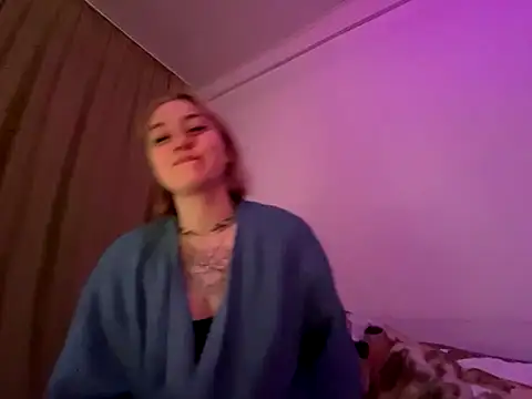 Isabel-Bailey online show from 12-16-25, 07:40