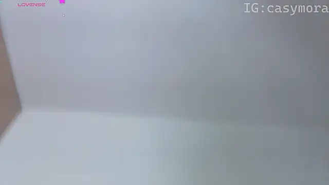 Cuteprincess21 online show from 04-16-26, 12:00