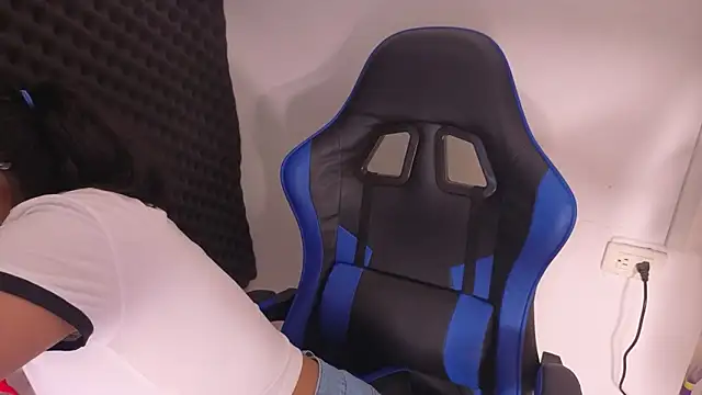 Cuteprincess21 online show from 02-20-26, 02:30