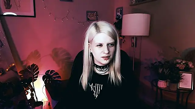 Noah ElmerX online show from 10-25-25, 09:48