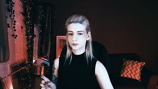 Noah ElmerX online show from 10-08-25, 10:32