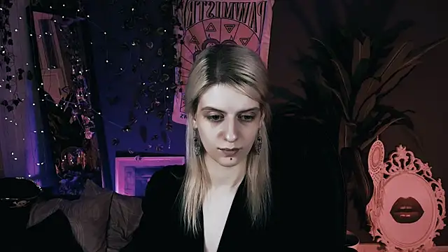 Noah ElmerX online show from 12-04-25, 05:23