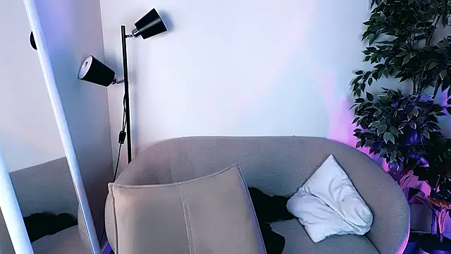 Noah ElmerX online show from 02-25-26, 12:00