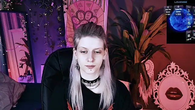 Noah ElmerX online show from 06-12-26, 05:43