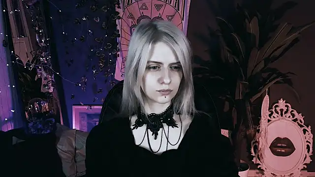 Noah ElmerX online show from 12-18-25, 09:18