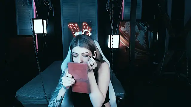 Noah ElmerX online show from 02-25-25, 05:08