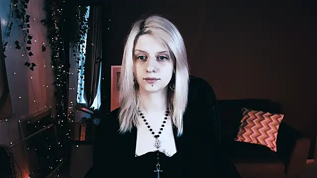 Noah ElmerX online show from 10-03-25, 02:40