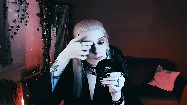 Noah ElmerX online show from 09-14-25, 04:51