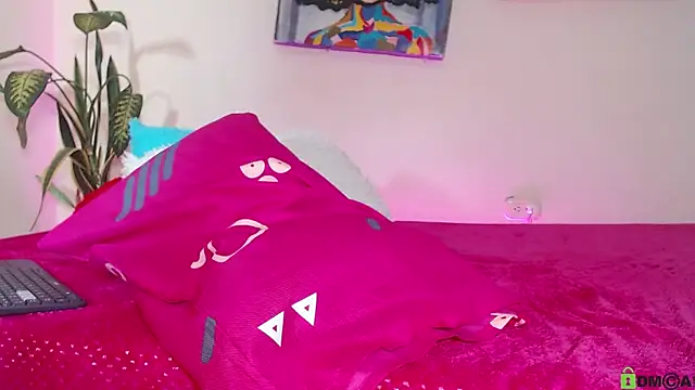 natasha jm online show from 10-23-25, 11:36