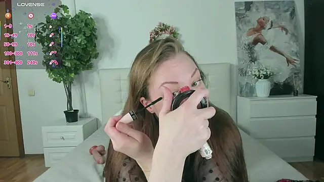 CutieGinger online show from 05-22-26, 06:00