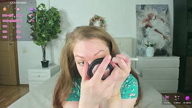 CutieGinger online show from 05-29-26, 06:19