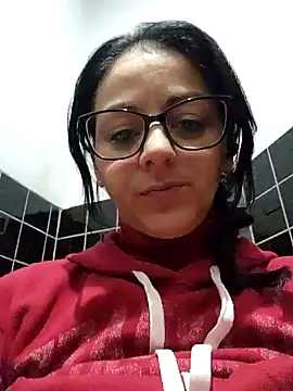 Snapshot of bruneta_sexy23 chatting on 01-29-25, 09:33 bruneta sexy23 online show from 01-29-25, 09:33