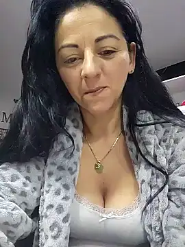 Snapshot of bruneta_sexy23 chatting on 02-08-25, 04:25 bruneta sexy23 online show from 02-08-25, 04:25