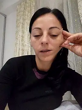 bruneta sexy23 online show from 11-24-25, 04:56