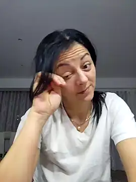 bruneta sexy23 online show from 02-07-26, 04:53