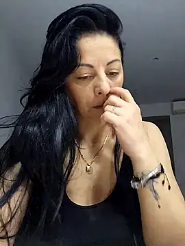 Snapshot of bruneta_sexy23 chatting on 02-16-25, 06:32 bruneta sexy23 online show from 02-16-25, 06:32