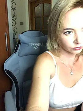 Kristina03 online show from 07-16-26, 09:23