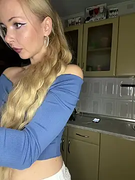 Snapshot of Kristina03 chatting on 02-05-26, 09:32 Kristina03 online show from 02-05-26, 09:32