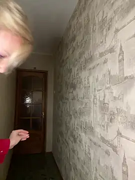 Snapshot of Kristina03 chatting on 02-19-26, 09:12 Kristina03 online show from 02-19-26, 09:12