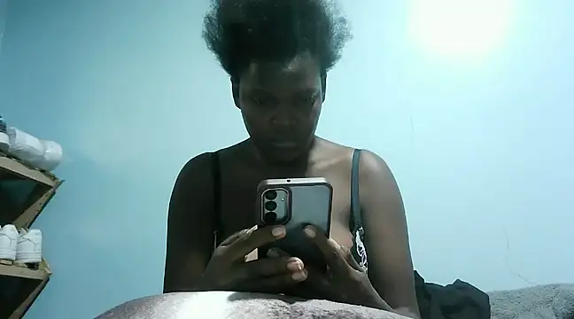 cute roxie online show from 01-26-25, 01:04