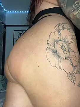 Snapshot of MissyLeeX chatting on 01-19-25, 04:25 MissyLeeX online show from 01-19-25, 04:25